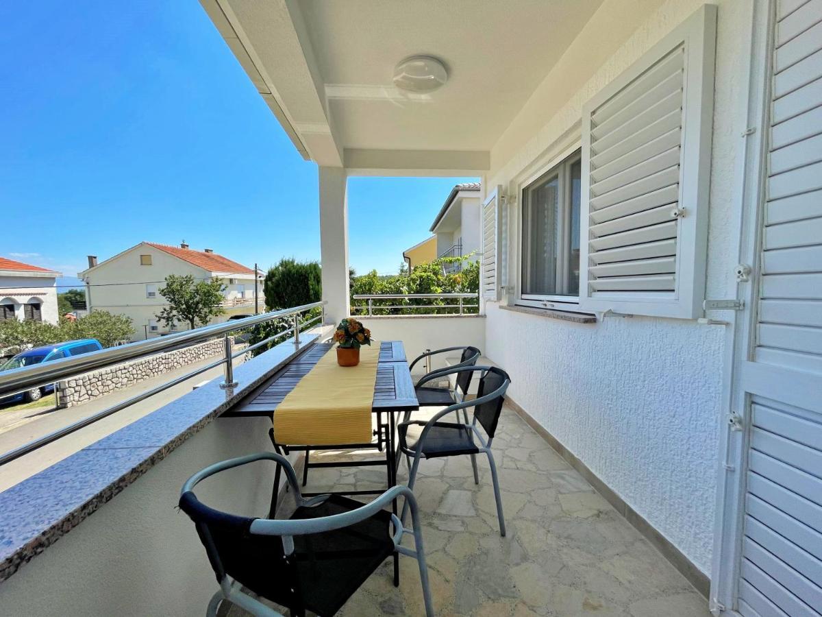 Apartments Bohovic Сило Экстерьер фото