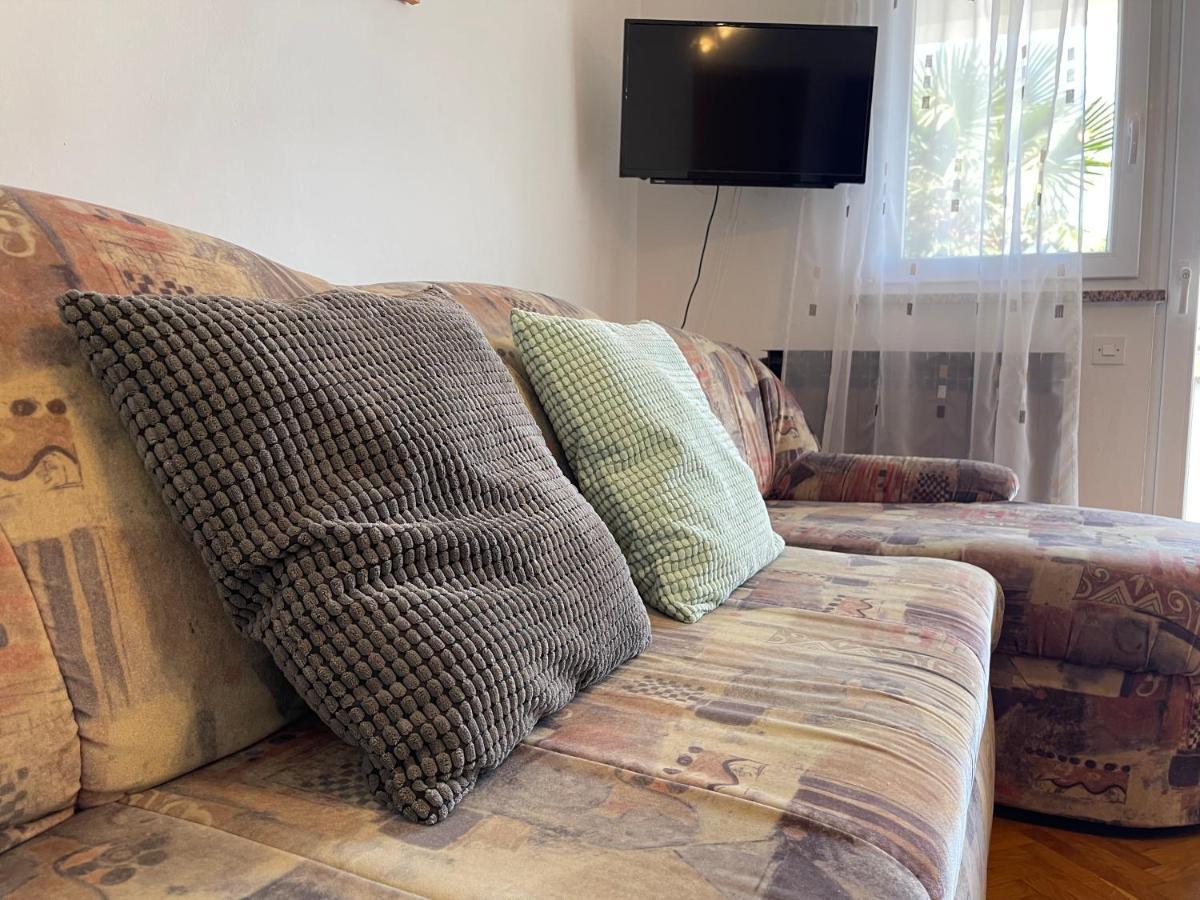 Apartments Bohovic Сило Экстерьер фото