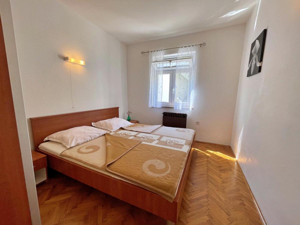 Apartments Bohovic Сило Экстерьер фото